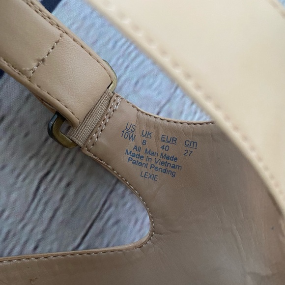 NATURALIZER Sandals - Picture 4 of 7